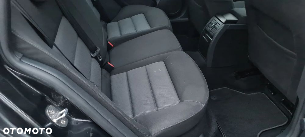 Skoda Octavia 1.6 Combi - 18