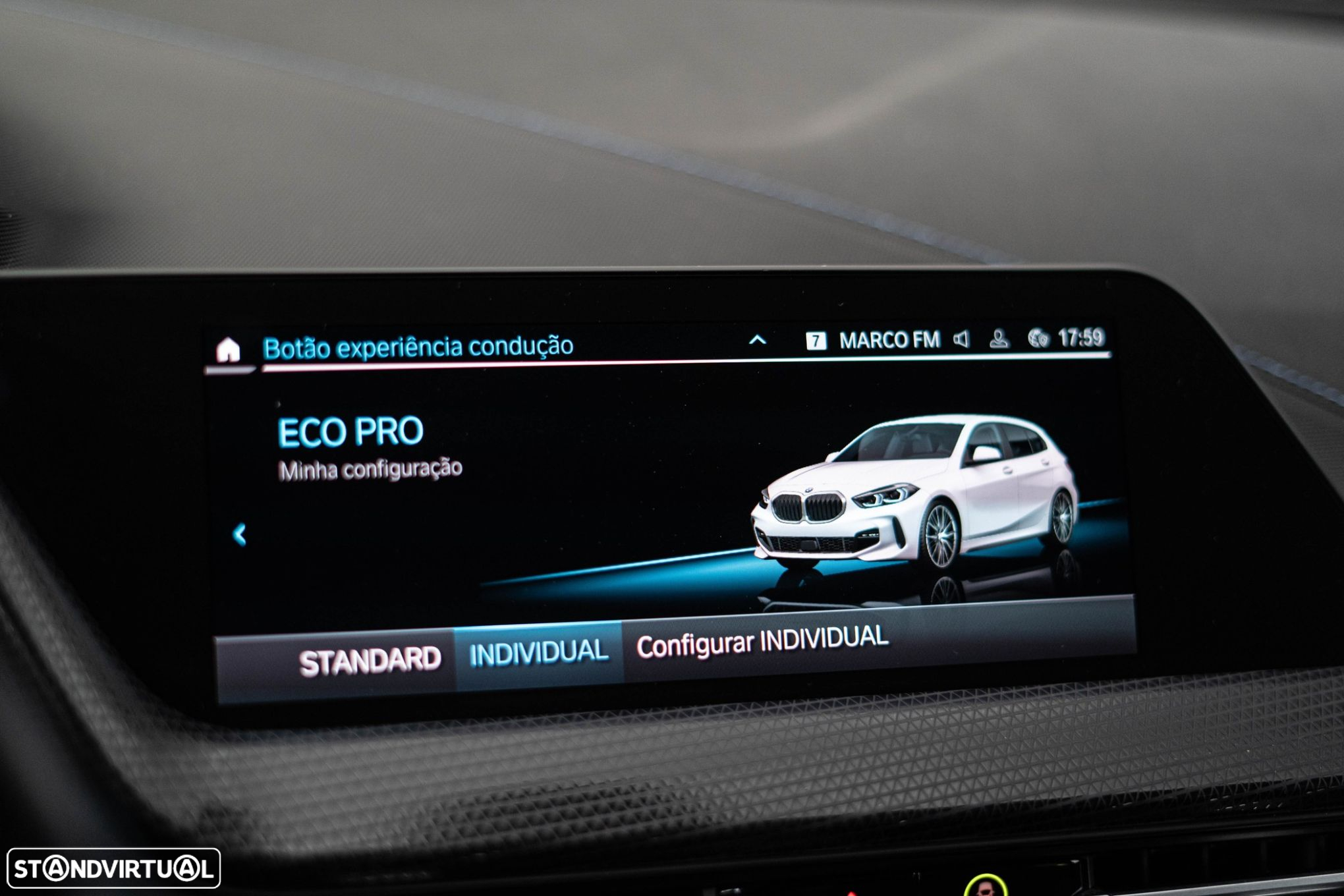 BMW 116 d Pack Desportivo M Auto - 29