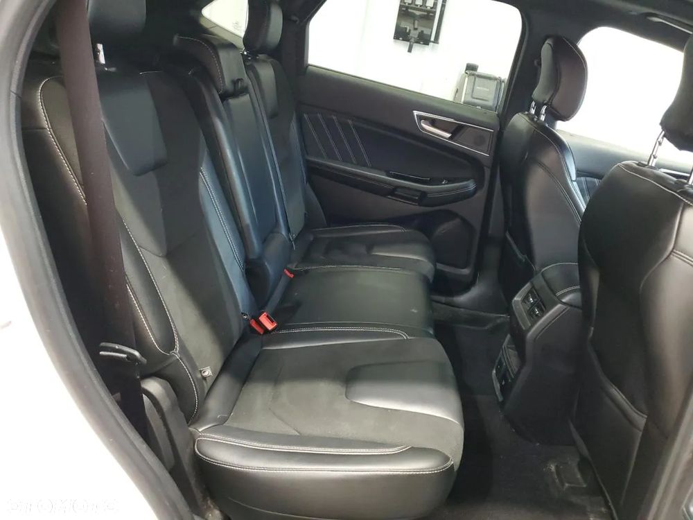 Ford Edge - 7