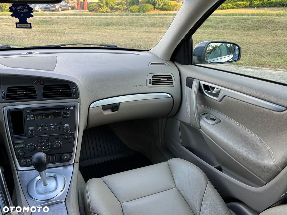 Volvo V70 D5 - 28