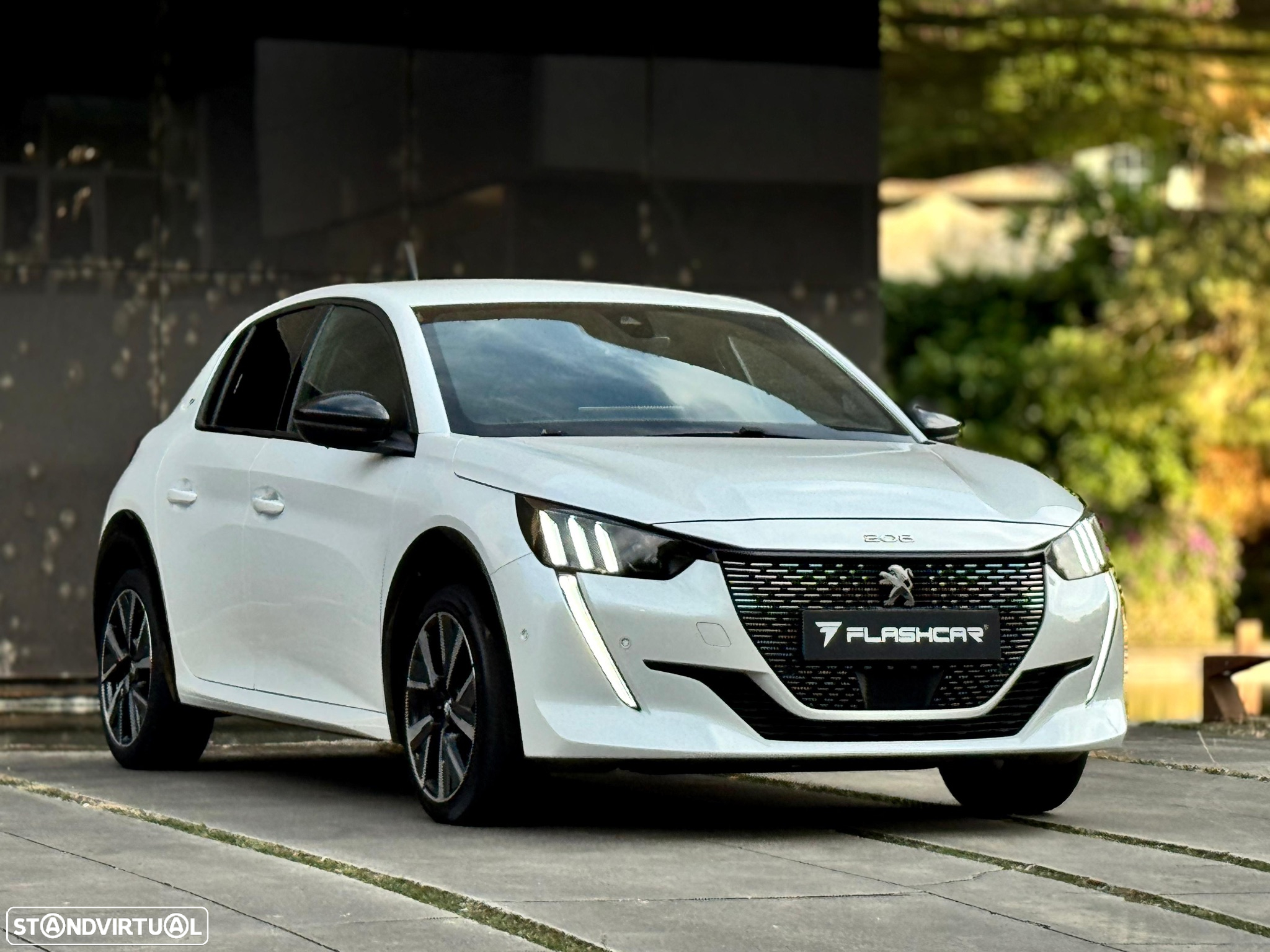 Peugeot 208 1.2 PureTech GT Line EAT8 - 22