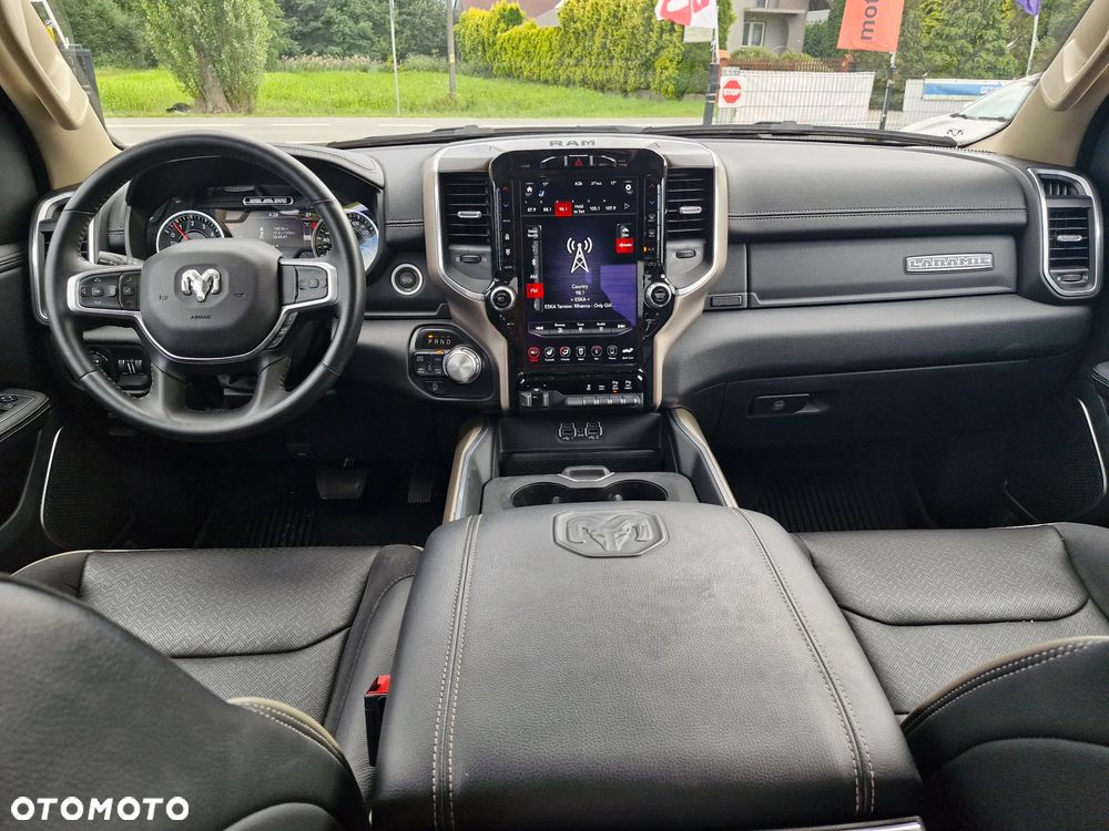 Dodge RAM - 8