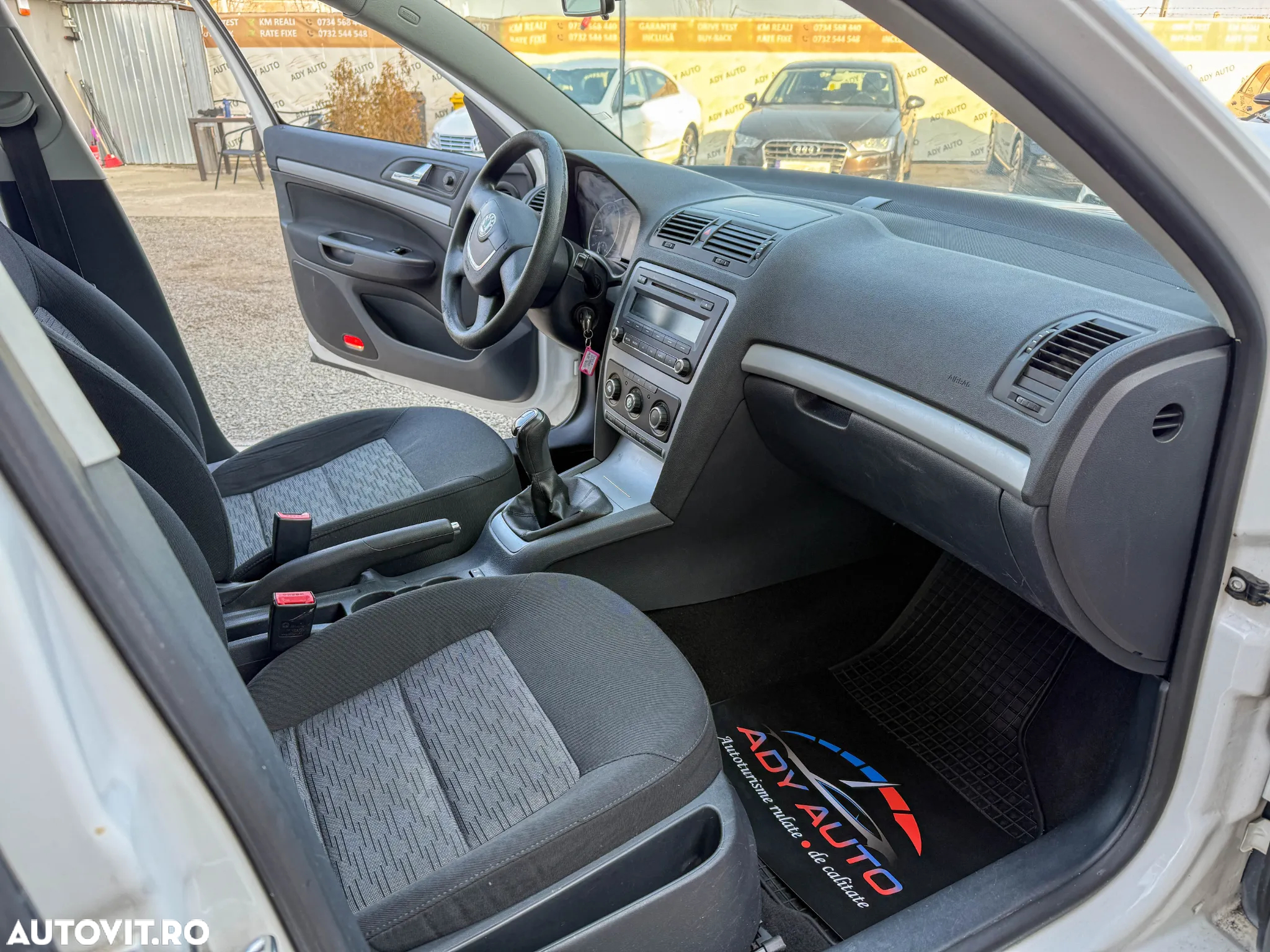 Skoda Octavia 1.6 TDI DPF GreenLine - 10