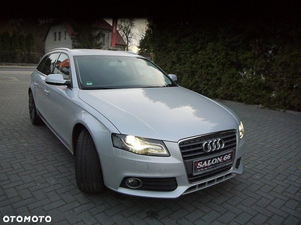 Audi A4 Avant - 9