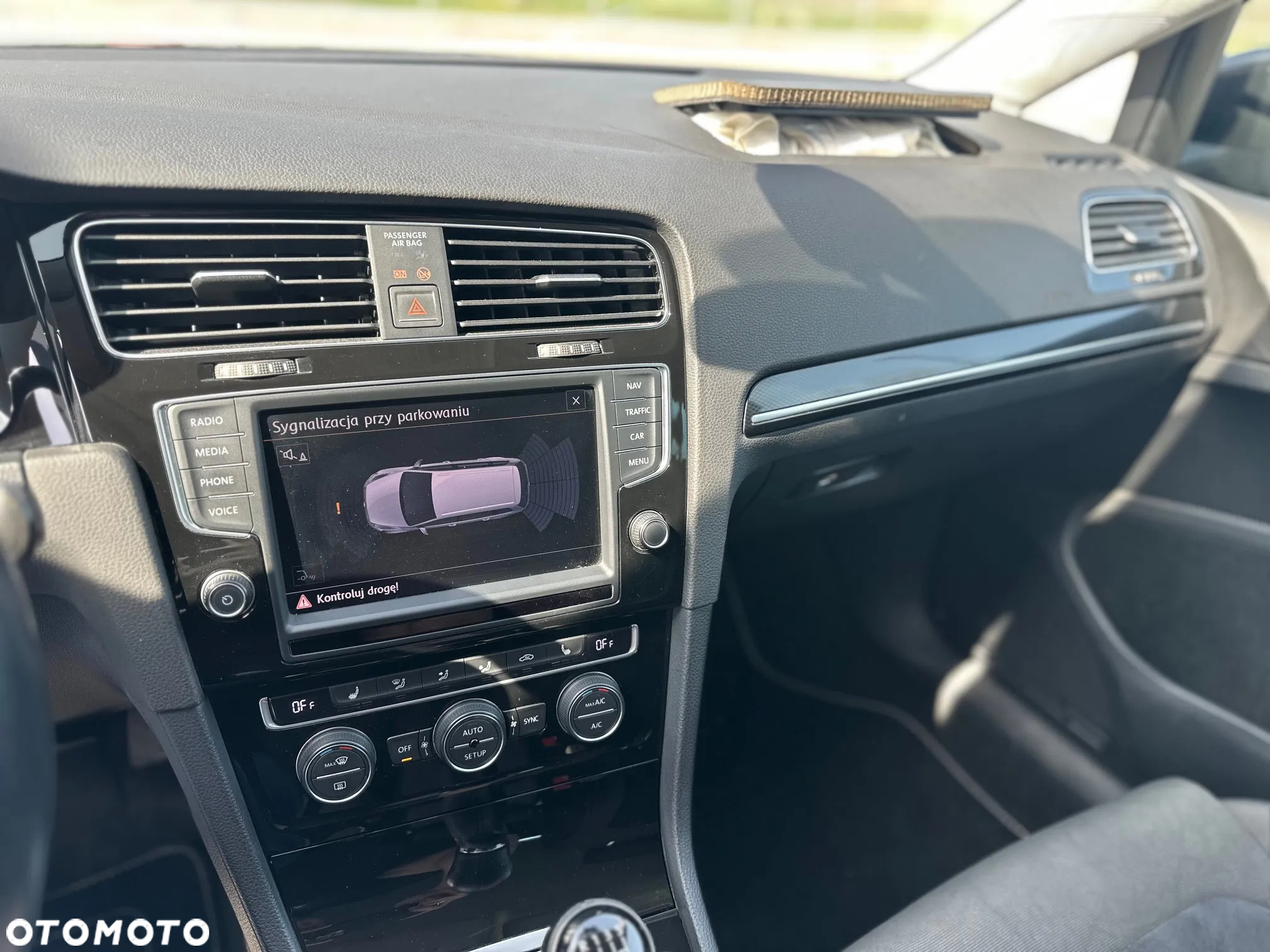 Volkswagen Golf VII 1.4 TSI BMT Comfortline - 17