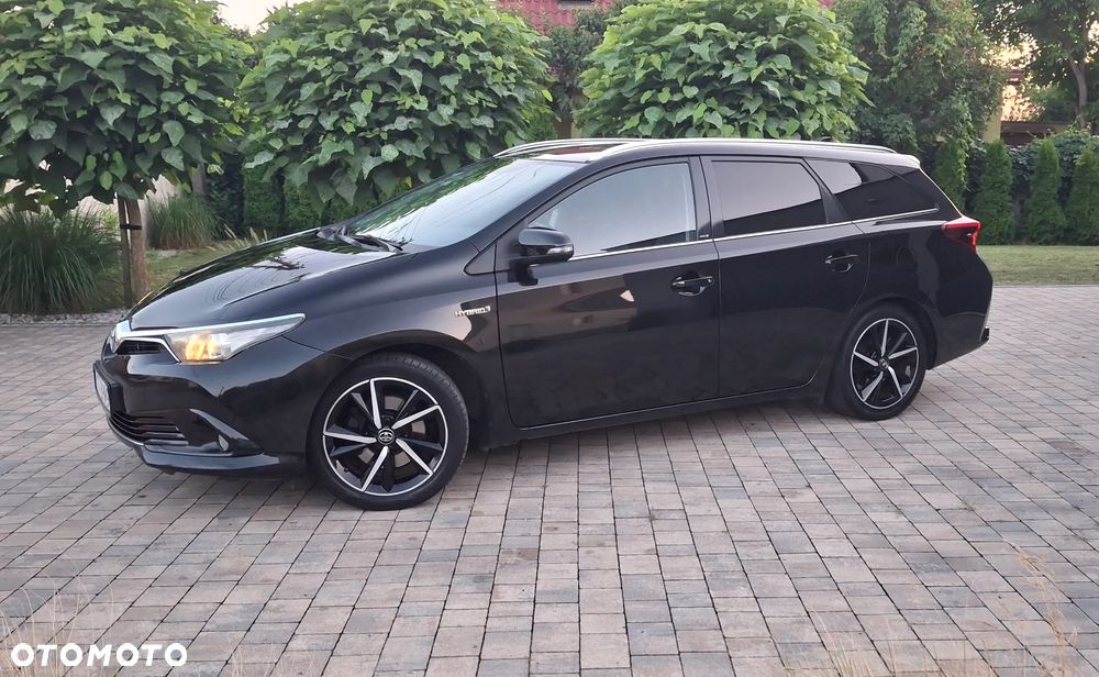 Toyota Auris Hybrid 135 Prestige - 3