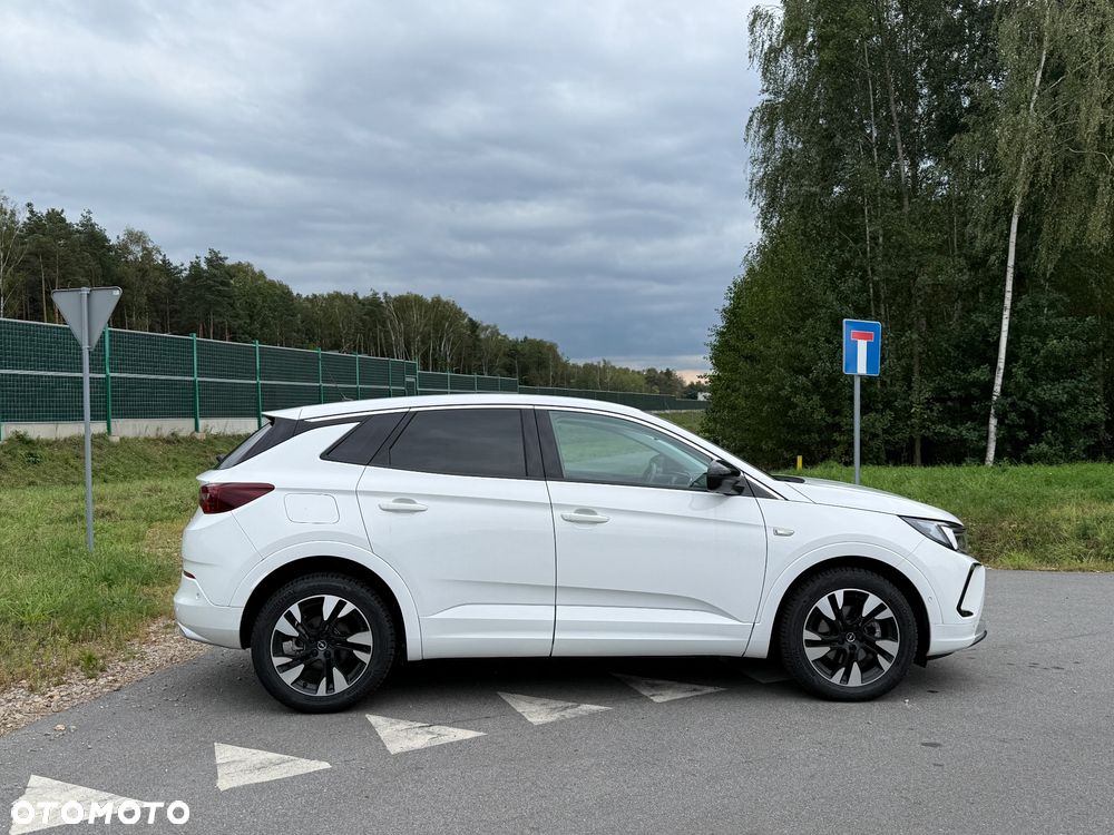 Opel Grandland 1.2 T Business Elegance S&S - 7