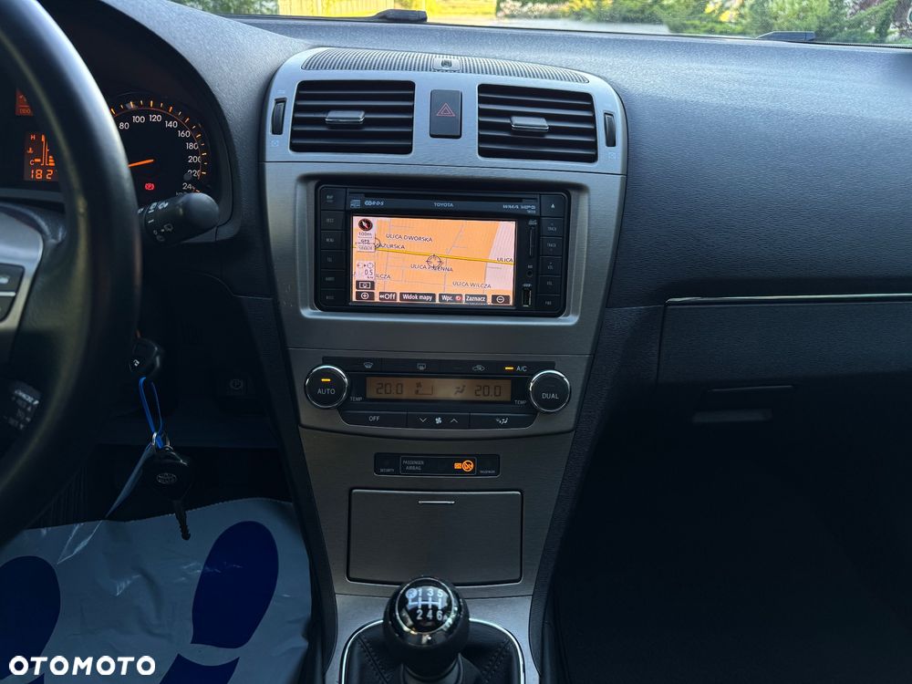 Toyota Avensis 2.0 D-4D Sol plus+NAVI - 17