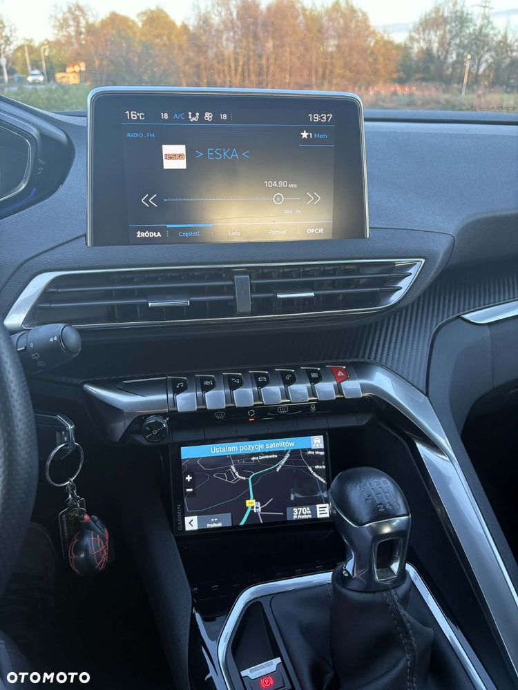 Peugeot 3008 1.6 BlueHDi Style S&S - 15