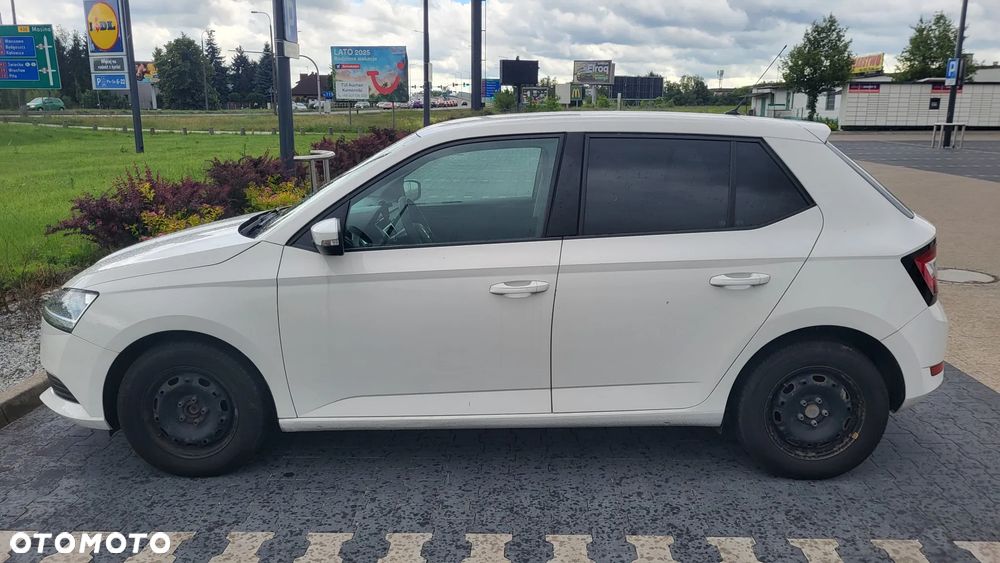 Skoda Fabia 1.0 Active - 2