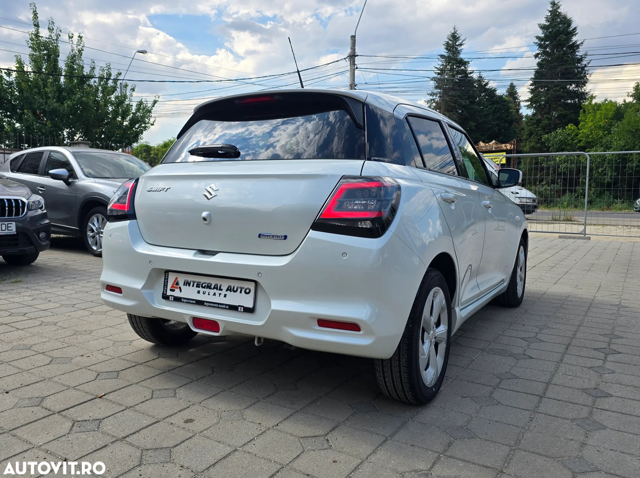 Suzuki Swift 1.2 Dualjet 12V MHEV Passion - 6