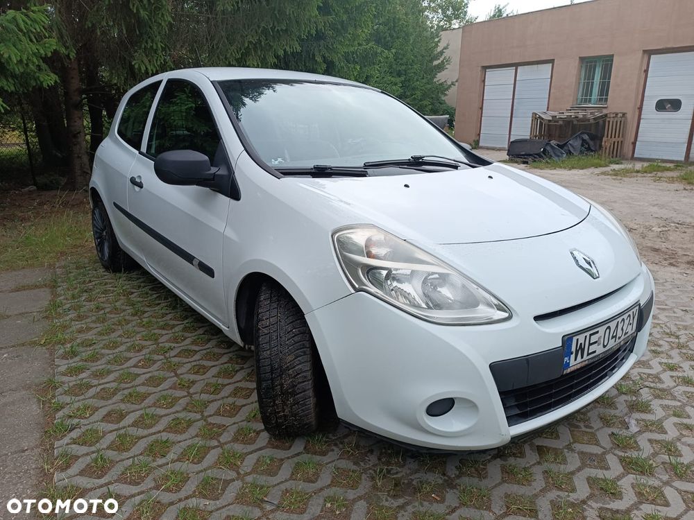 Renault CLIO - 3