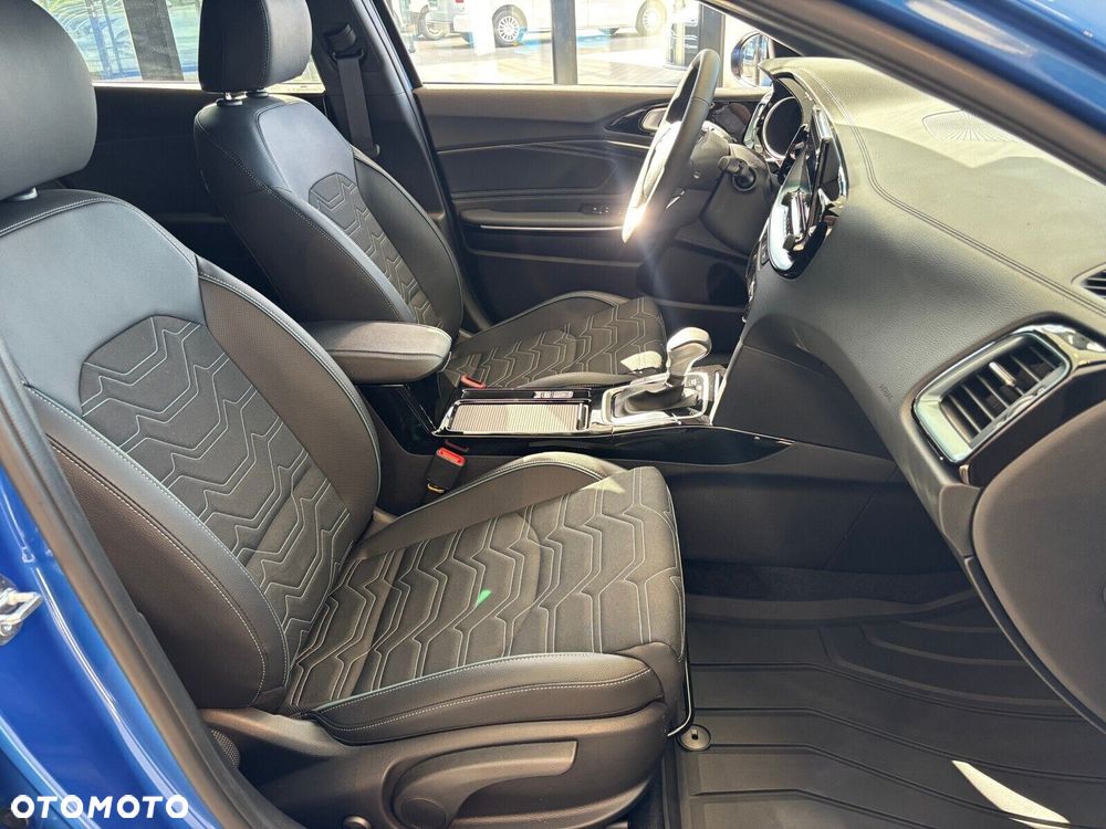 Kia XCeed - 16