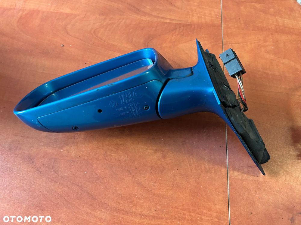 LUSTERKO LEWE AUDI A4 B5 014742 5 PIN - 3