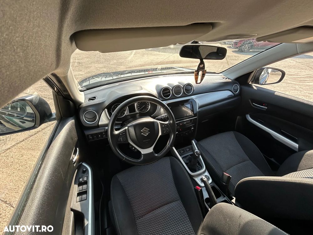 Suzuki Vitara 1.6 4X4 Spirit - 5