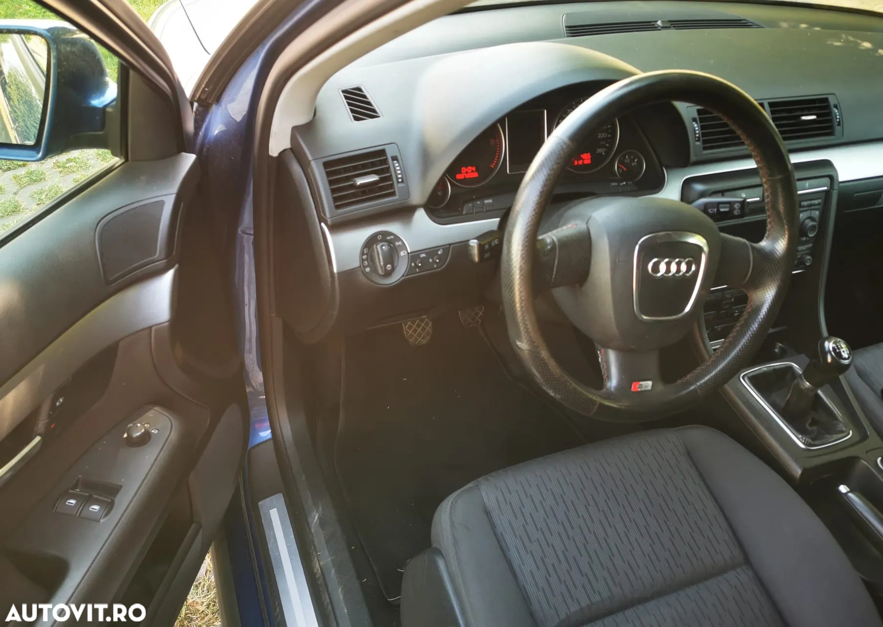 Audi A4 Avant 2.0 TDI DPF - 12