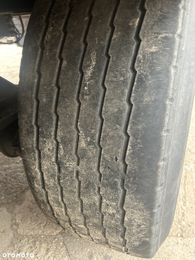 Schmitz Cargobull LAMBERET THERMO KING SL / GRUBA ŚCIANA 7 CM / OŚ PODNOSZONA / SPRAWNA CHŁODZI i GRZEJE BEZ PROBLEMU / HAMULCE TARCZOWE / 2007 ROK !! - 24