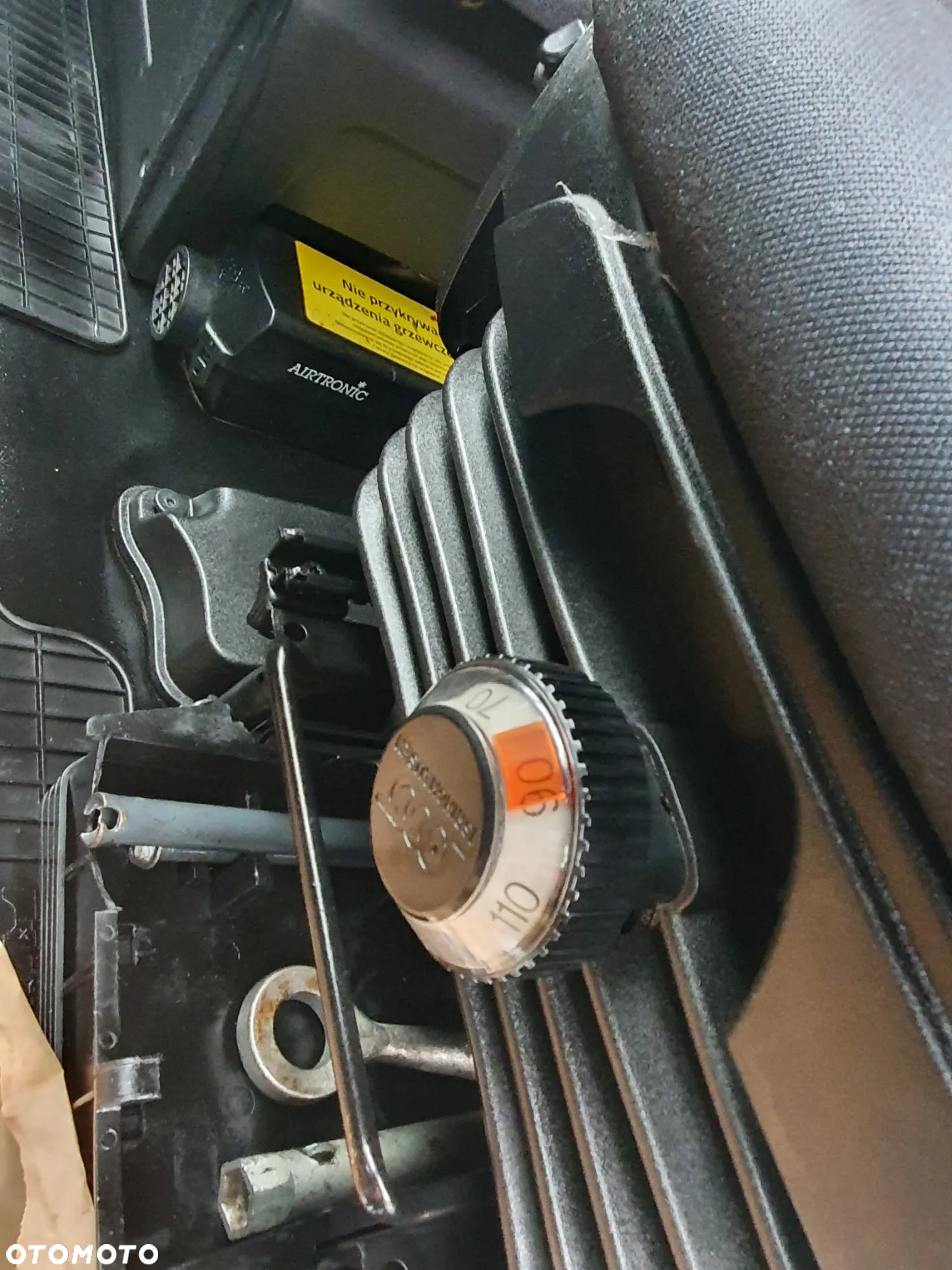 Iveco Daily 50C18 Skrzyniowe Bliźniak Tylne Drzwi Krajowy - 16