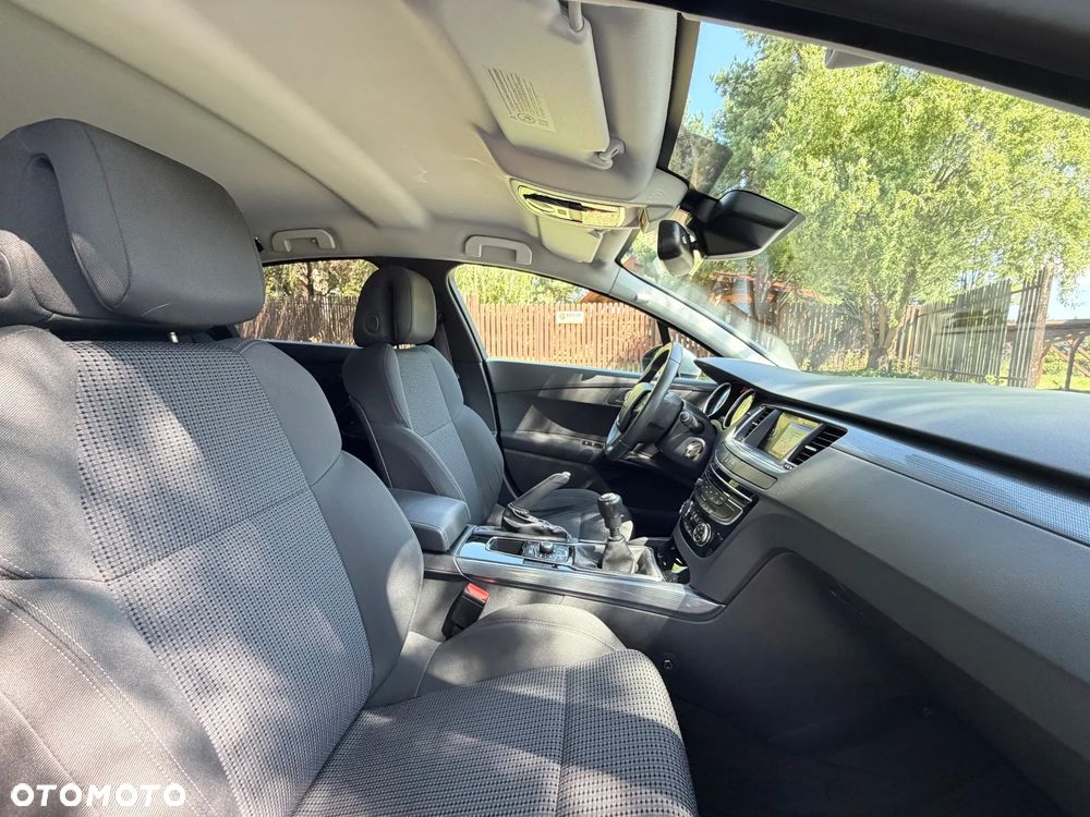 Peugeot 508 1.6 T Allure - 23