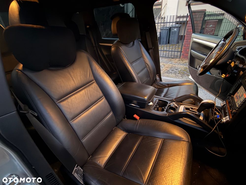 Porsche Cayenne Tiptronic S - 24