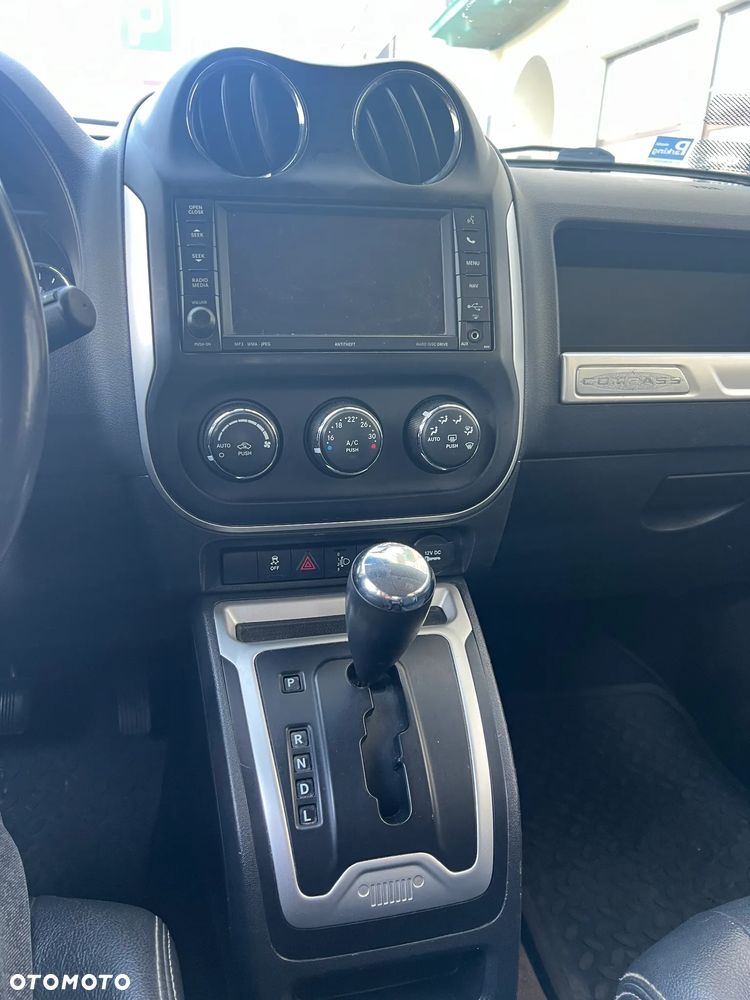 Jeep Compass 2.0 4x2 North - 17