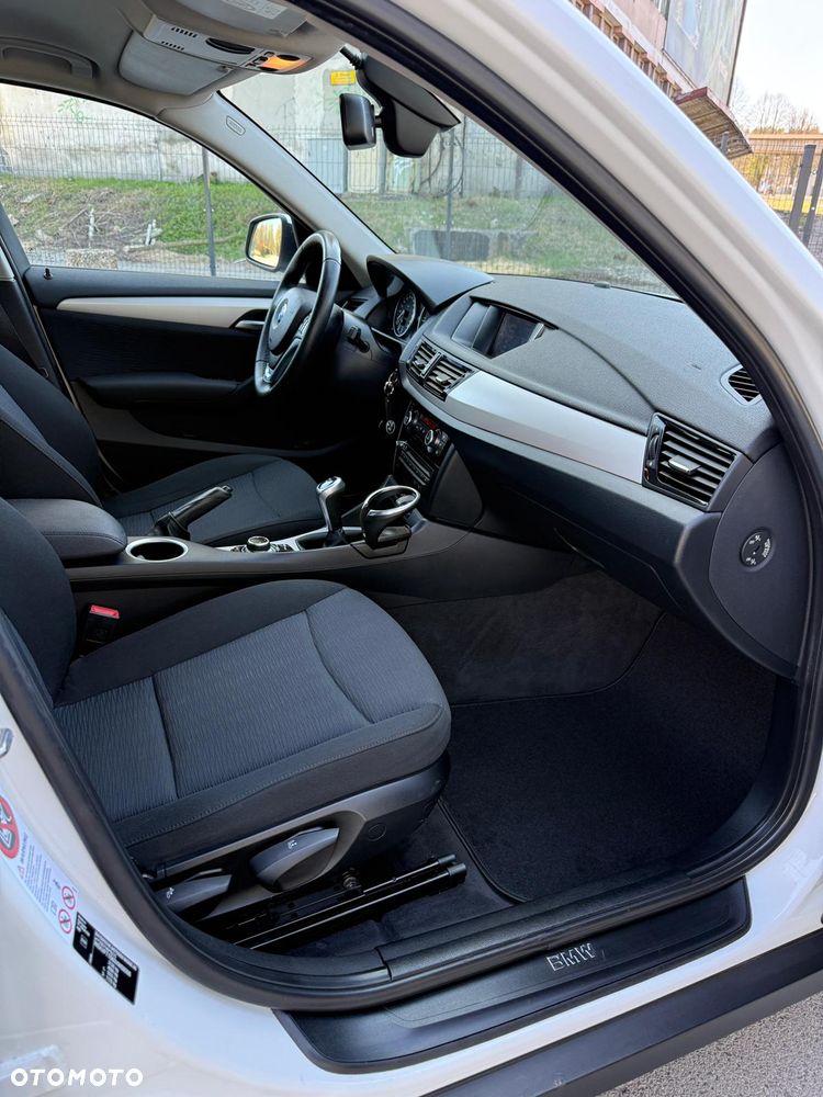 BMW X1 xDrive18d xLine - 30