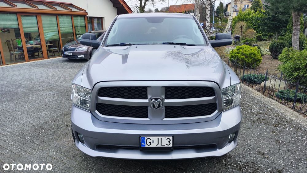 Dodge RAM 5.7 4x4 - 2