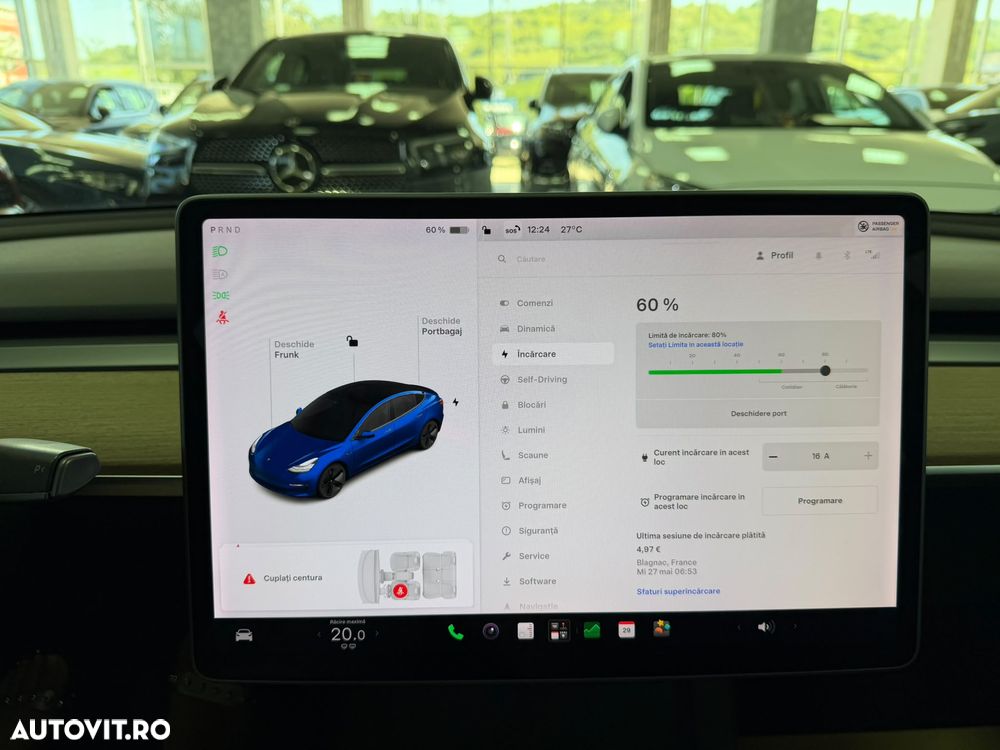 Tesla Model 3 - 31