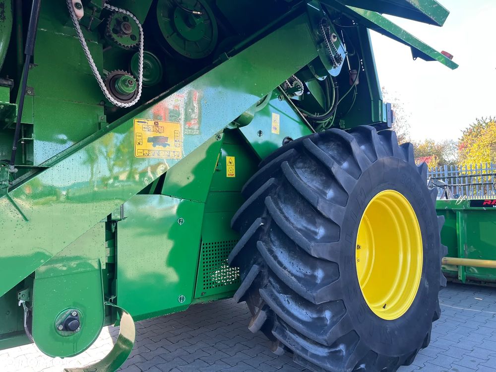 John Deere 2266 - 13