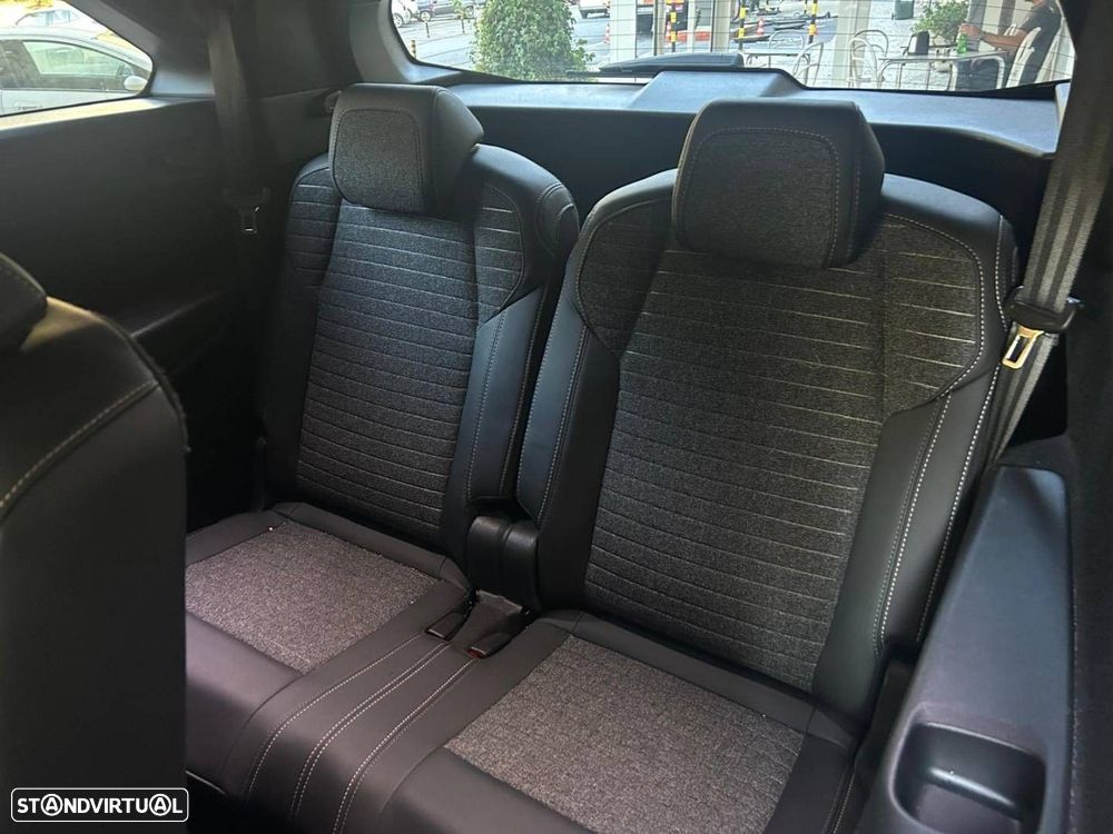 Peugeot 5008 1.2 Hybrid Allure e-DCS6 - 7