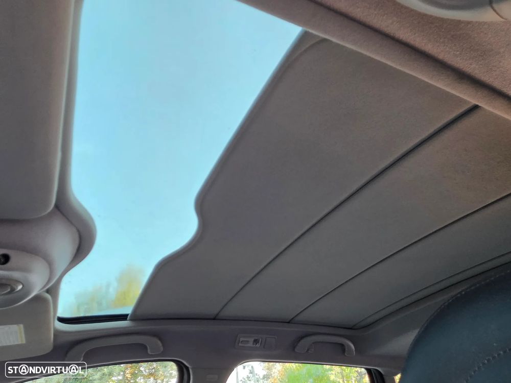 Peugeot 407 SW 2.2 HDi Executive - 19