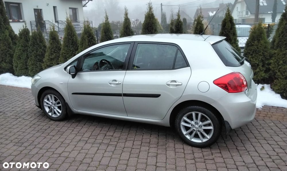 Toyota Auris 1.4 VVT-i Sol - 10