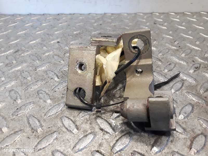 DOBRADIÇA DA PORTA FIAT DOBLO CARGO 1.9 JTD MULTIJET 120CV 1910CC - 1