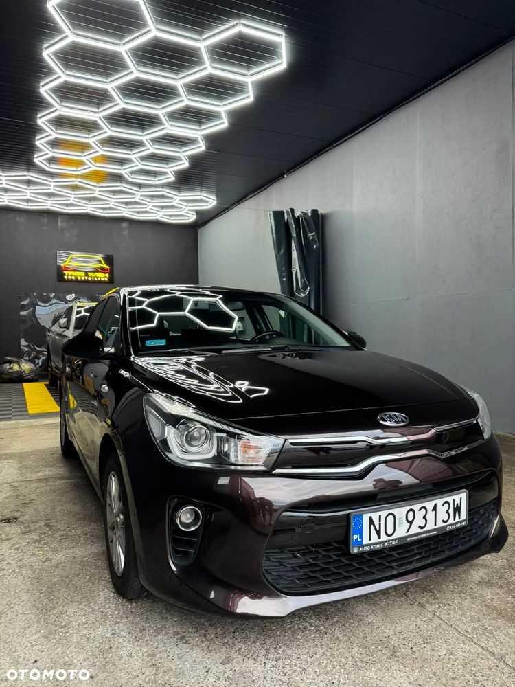 Kia Rio 1.2 L - 7