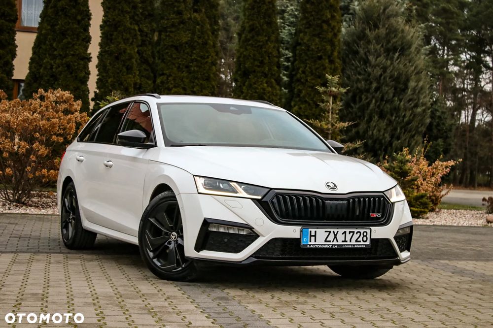 Skoda Octavia 2.0 TDI DSG 4x4 RS Plus - 13