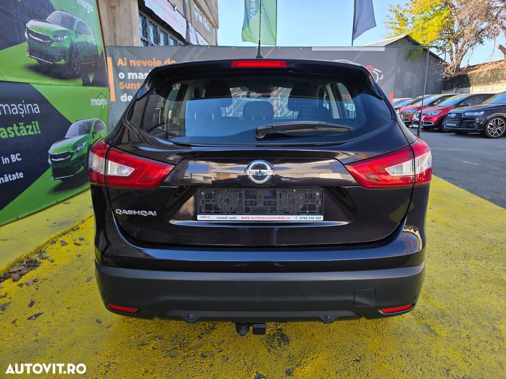 Nissan Qashqai 1.2 DIG-T ACENTA - 6