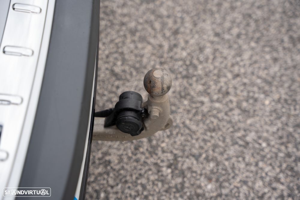 Mercedes-Benz EQA 250 - 21