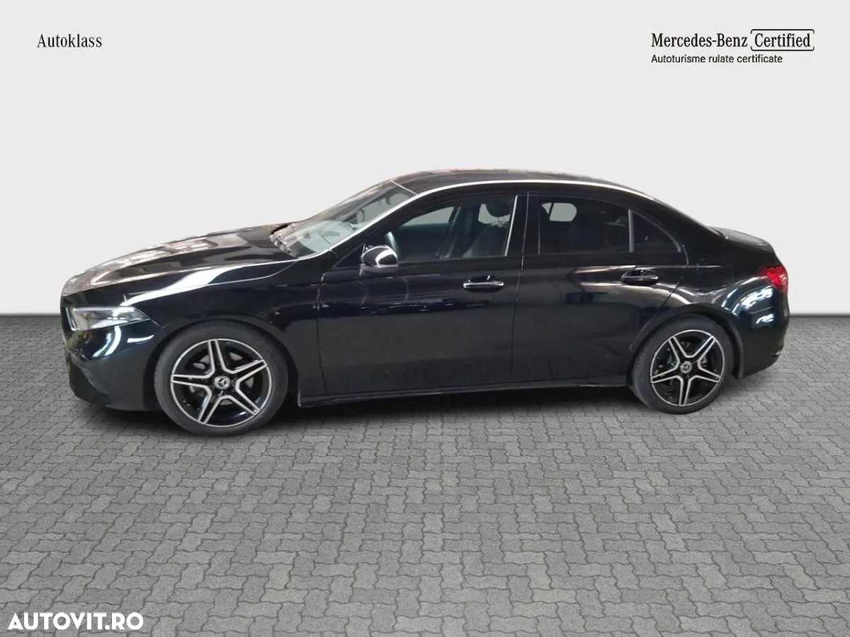 Mercedes-Benz A 200 MHEV 7G-DCT Sedan - 3