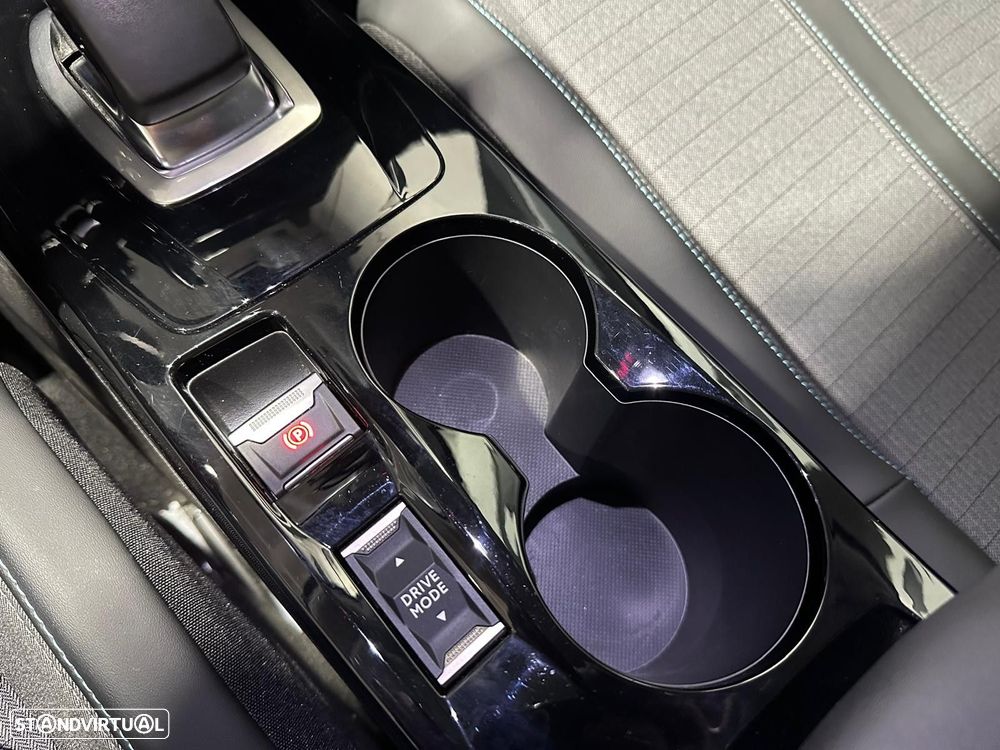 Peugeot e-2008 50 kWh Active Pack - 34