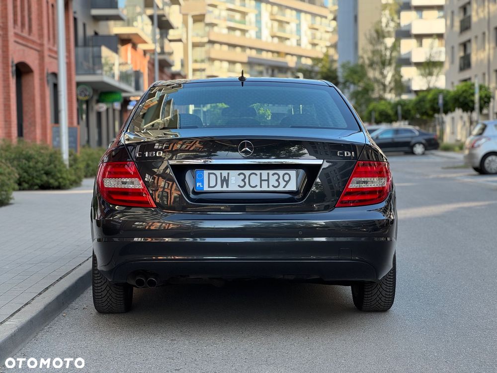 Mercedes-Benz Klasa C 180 CDI DPF (BlueEFFICIENCY) 7G-TRONIC - 11