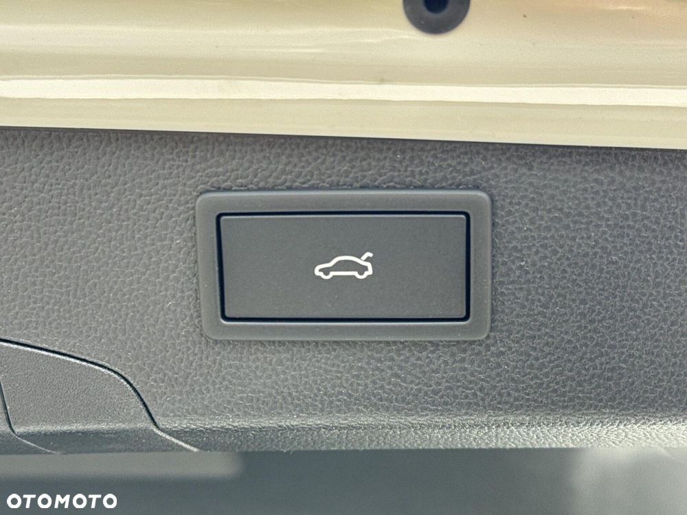 Skoda Superb 2.0 TSI 4x4 L&K DSG - 35