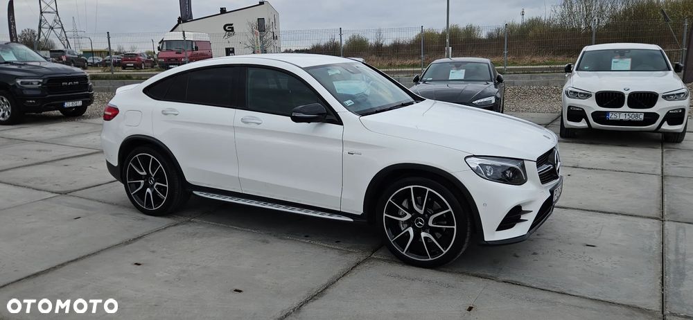 Mercedes-Benz GLC - 1