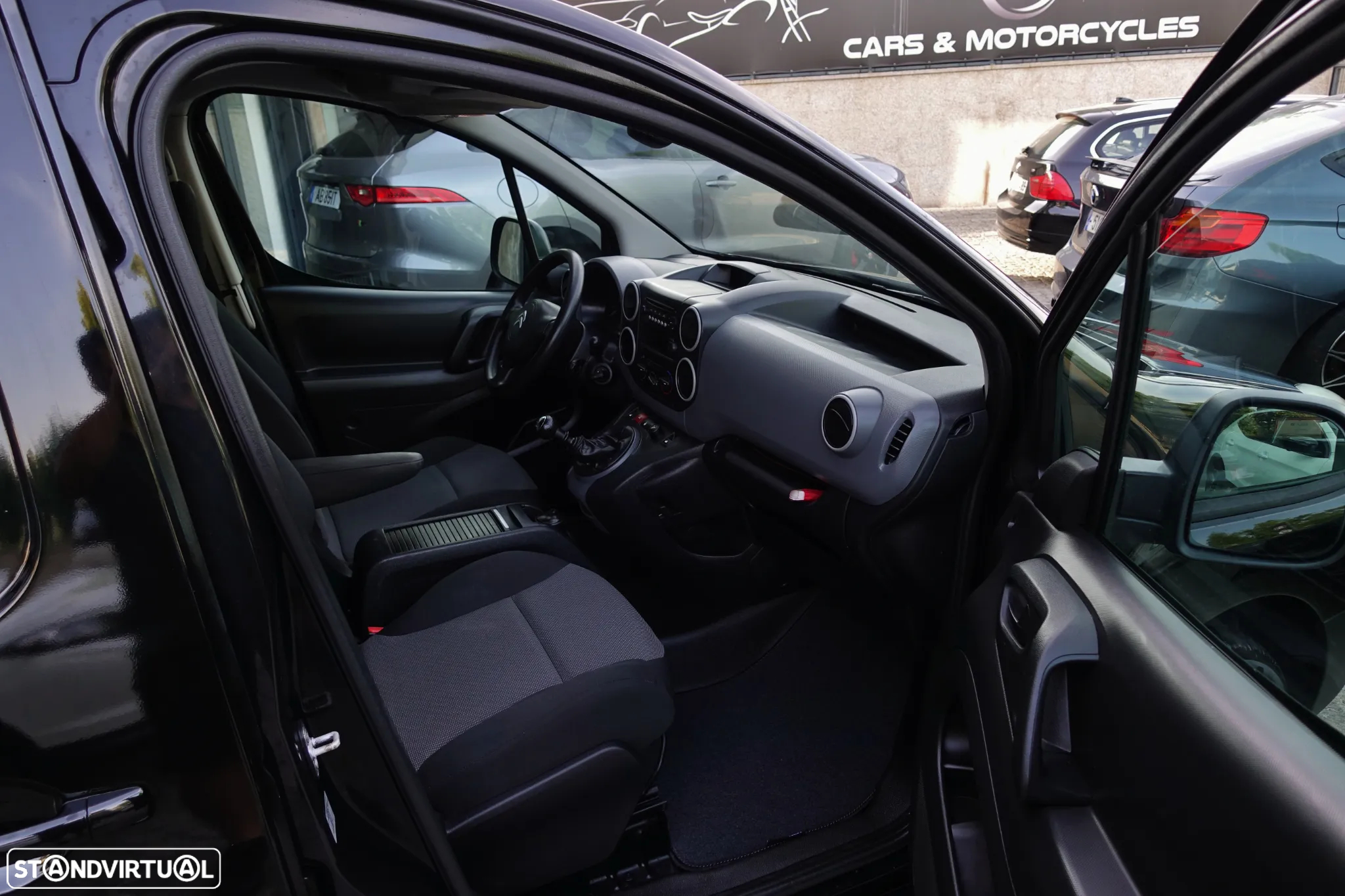 Peugeot BERLINGO IGUAL A NOVA - 41