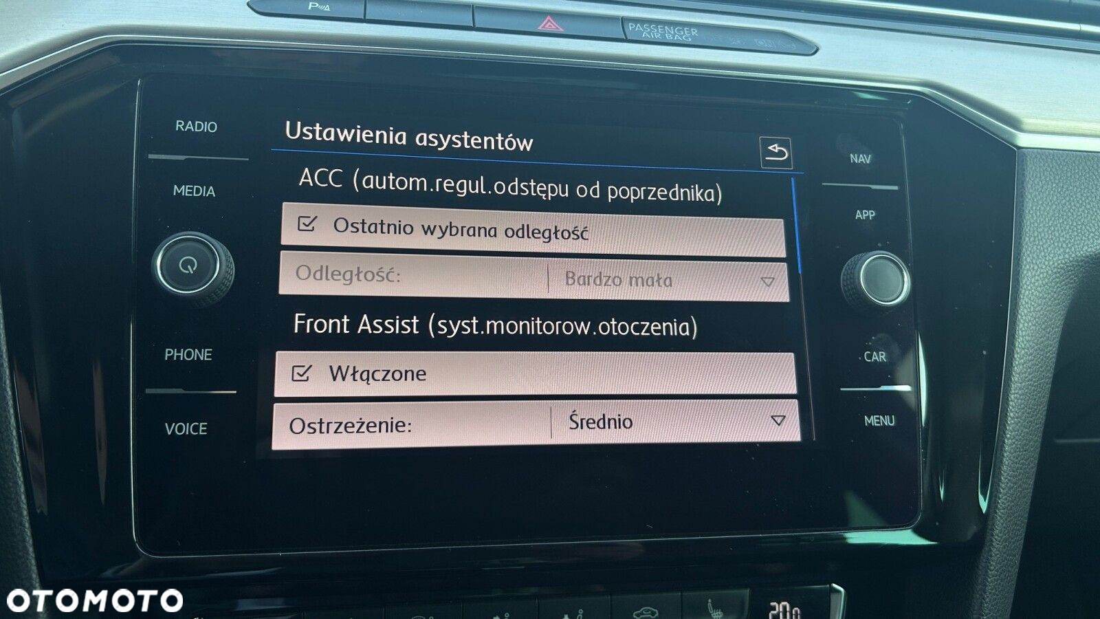 Volkswagen Passat 2.0 TDI BMT Highline DSG7 - 27