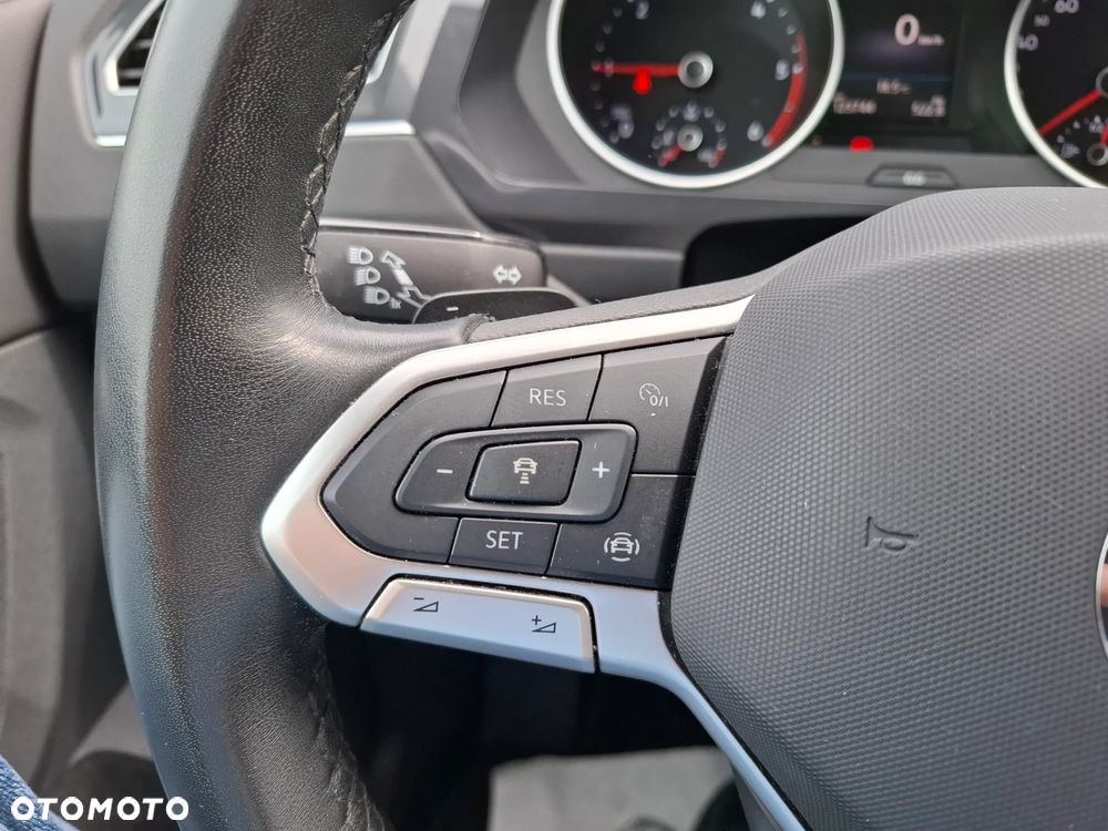 Volkswagen Tiguan 2.0 TDI SCR DSG Life - 18