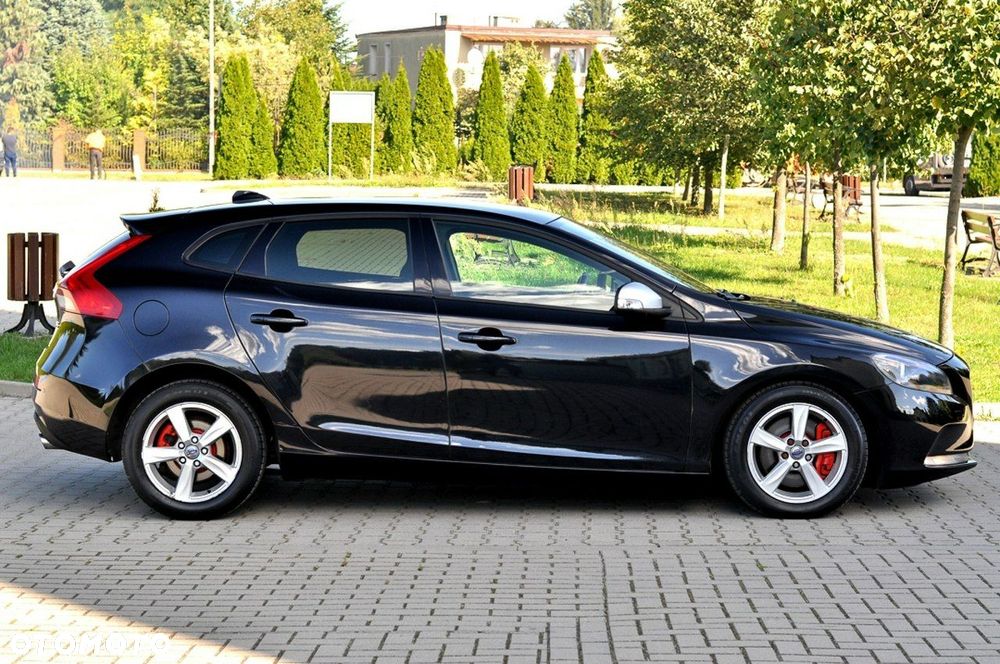 Volvo V40 D3 Kinetic - 26