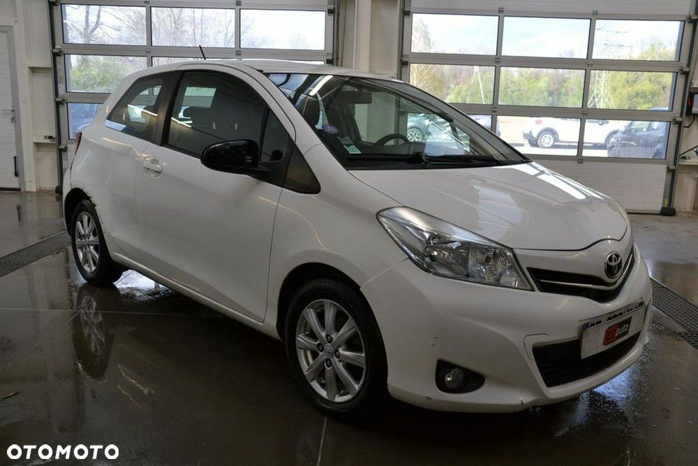 Toyota Yaris - 1