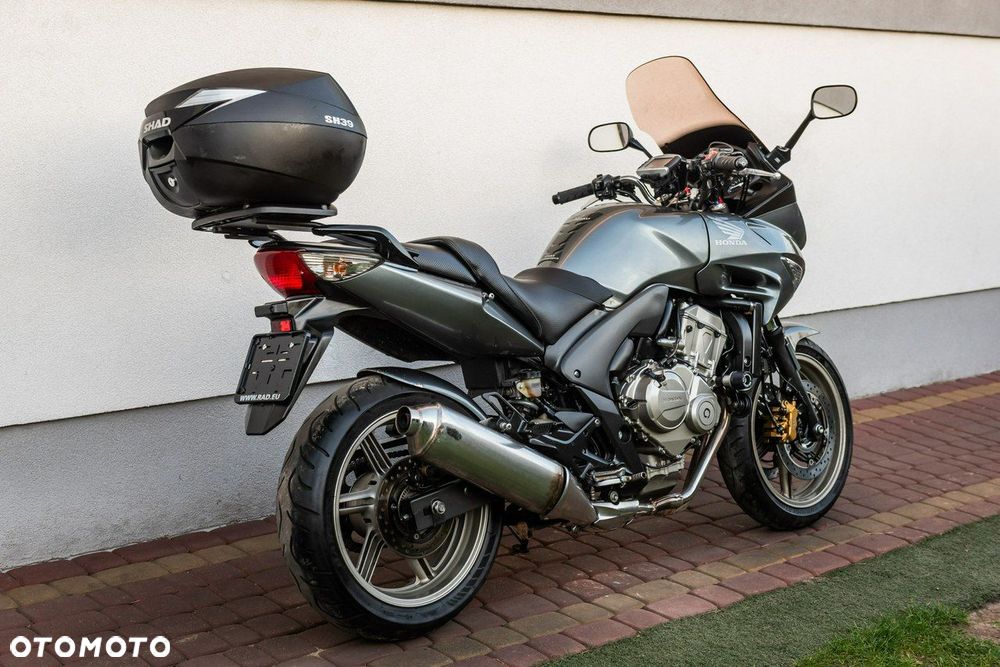 Honda CBF - 3