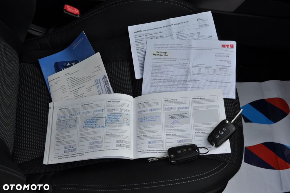 Hyundai i30 blue 1.4 Trend - 39
