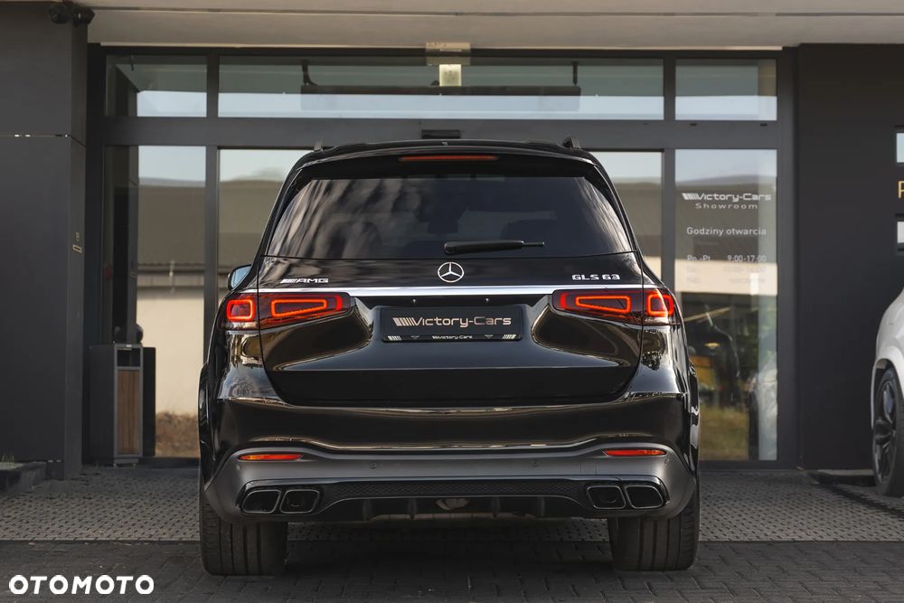 Mercedes-Benz GLS - 16